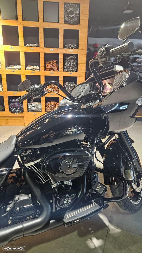 Harley-Davidson Road Glide - 4