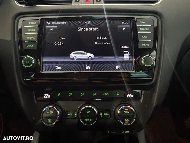 Skoda Octavia Combi Diesel 2.0 TDI DSG RS - 8