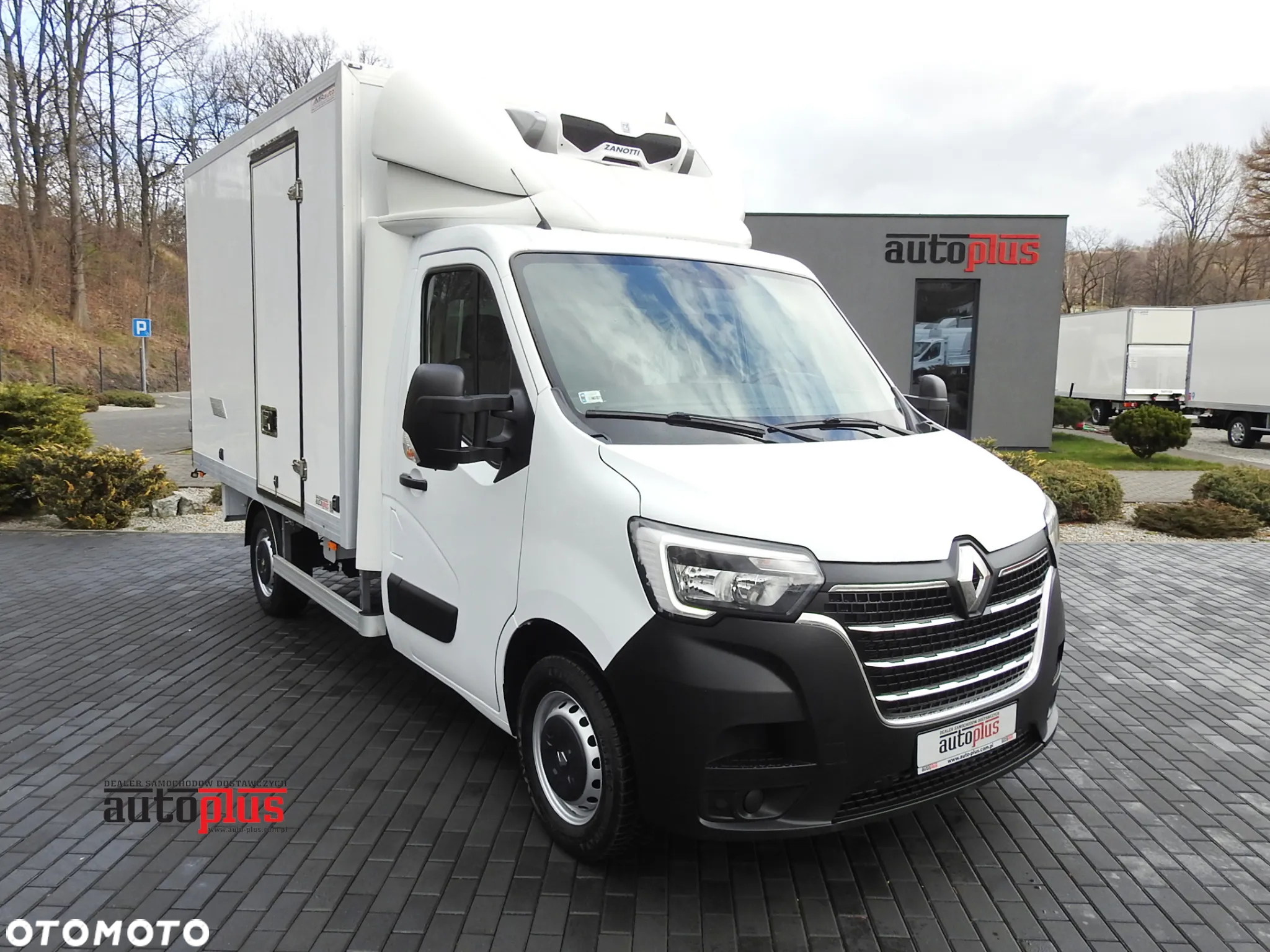 Renault MASTER  CHŁODNIA KONTENER 0*C LEDY KLIMATYZACJA 145KM [ 405777 ] - 2