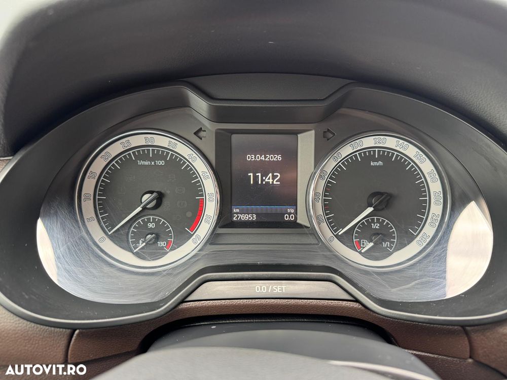 Skoda Octavia 2.0 TDI 4x4 DSG Scout - 8