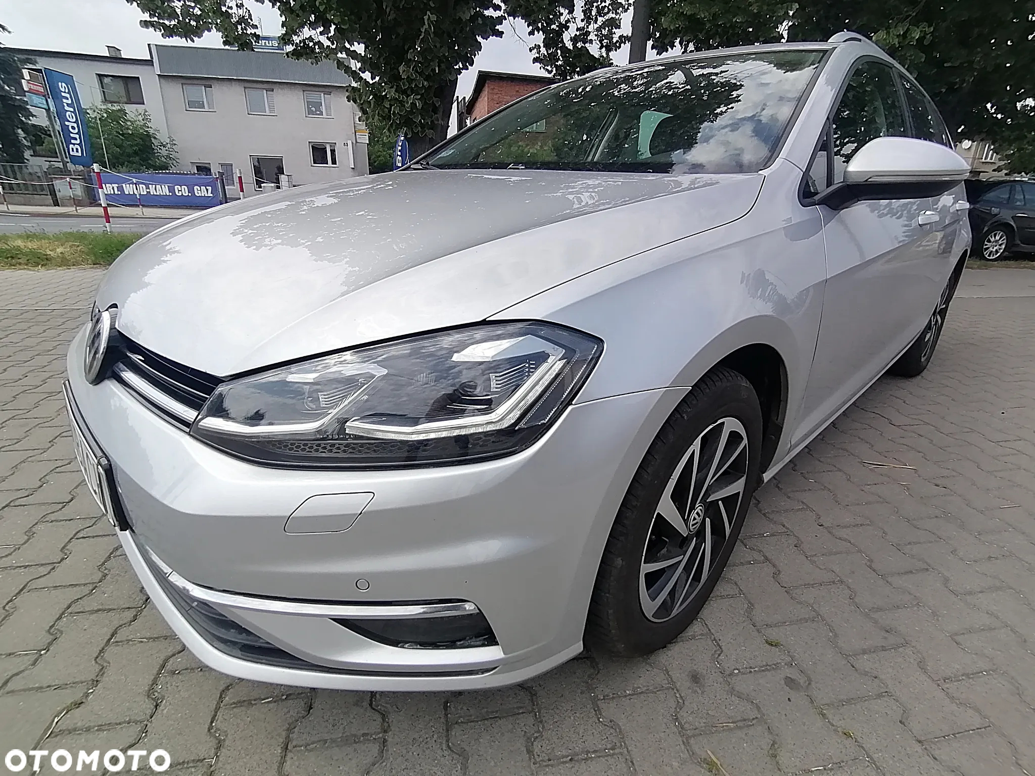Volkswagen Golf Variant 2.0 TDI SCR DSG Join - 3