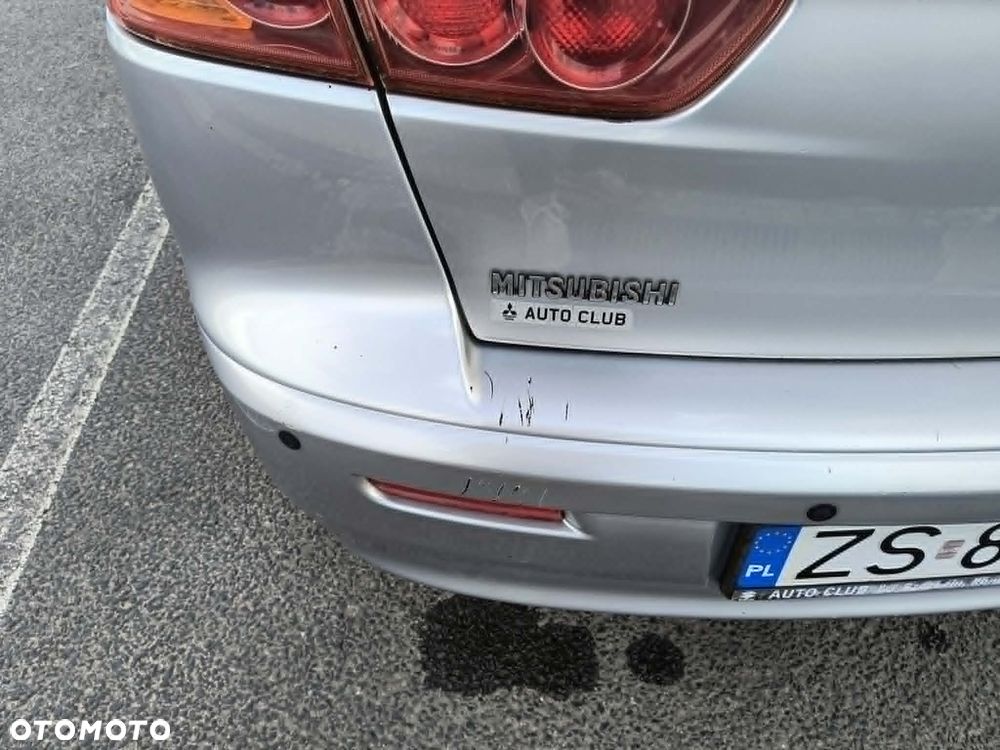 Mitsubishi Lancer 1.8 Invite - 12