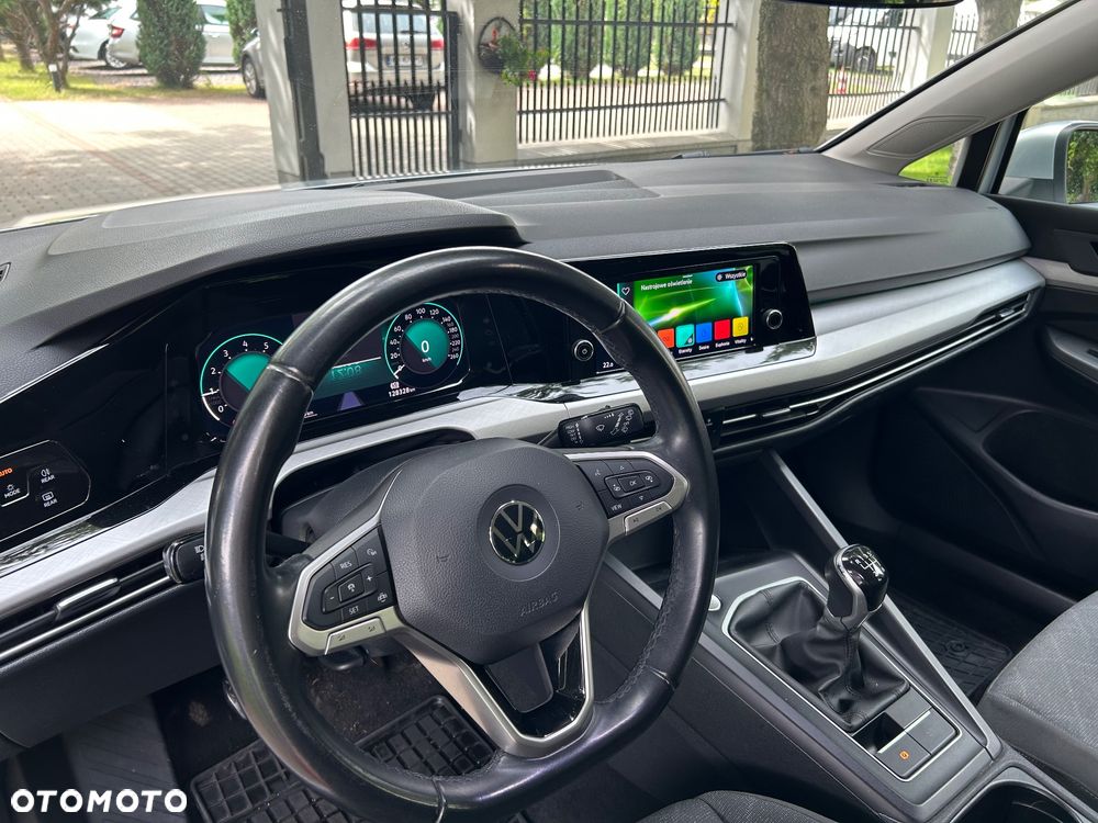 Volkswagen Golf VIII 1.5 TSI EVO Life - 24