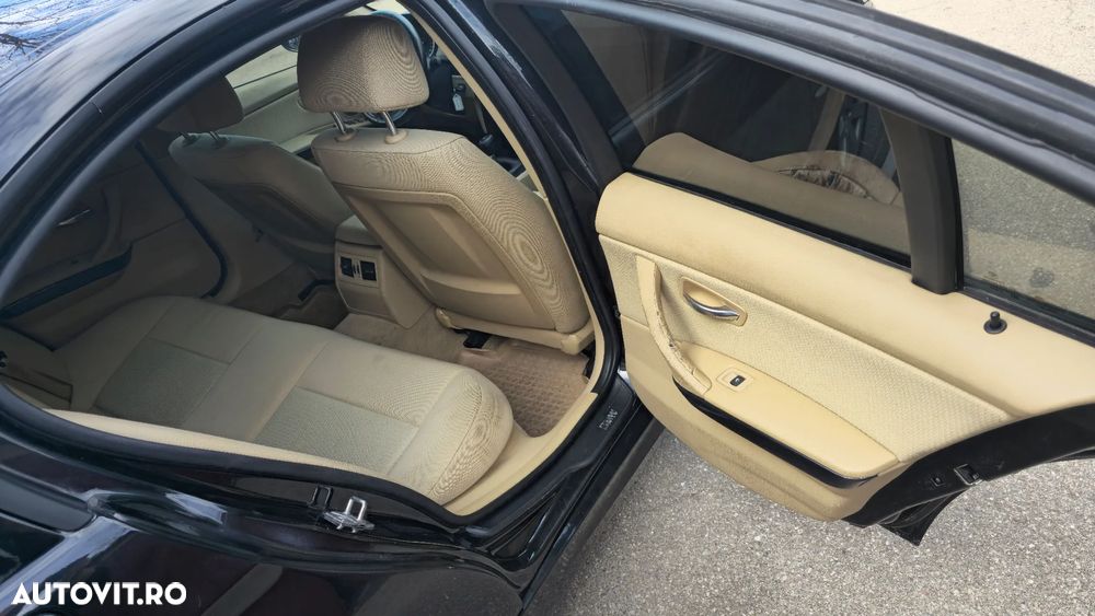 BMW Seria 3 320d - 8