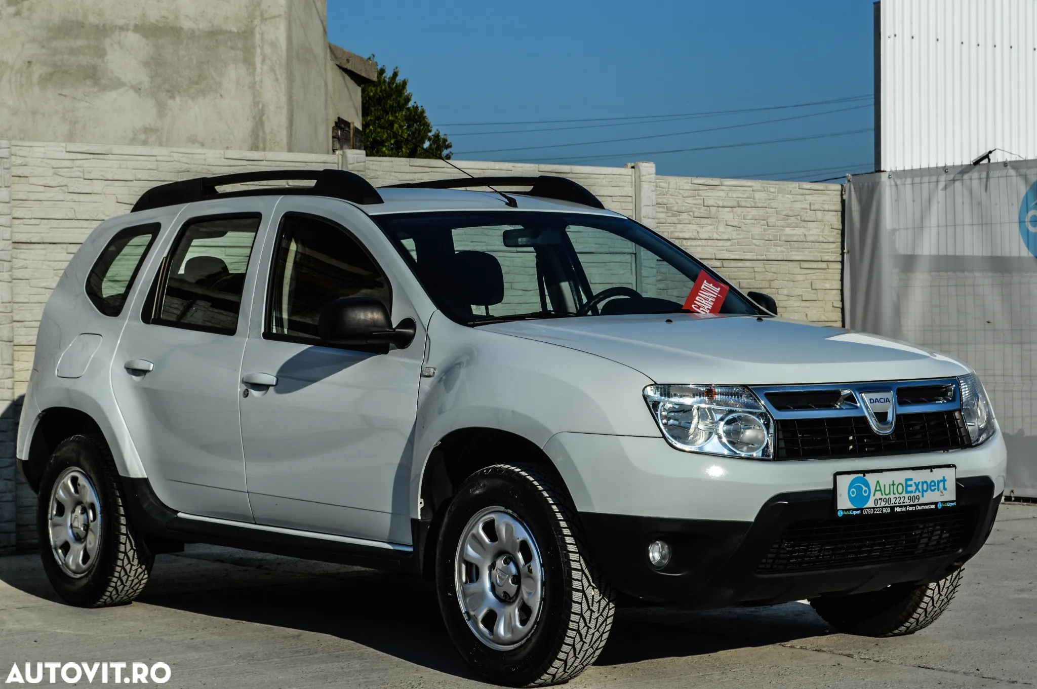 Dacia Duster 1.6 4x2 Laureate - 13