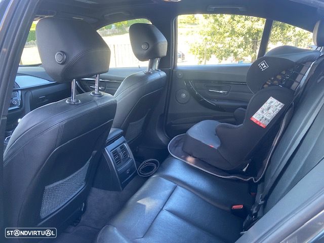BMW 330 e iPerformance Line Sport - 11