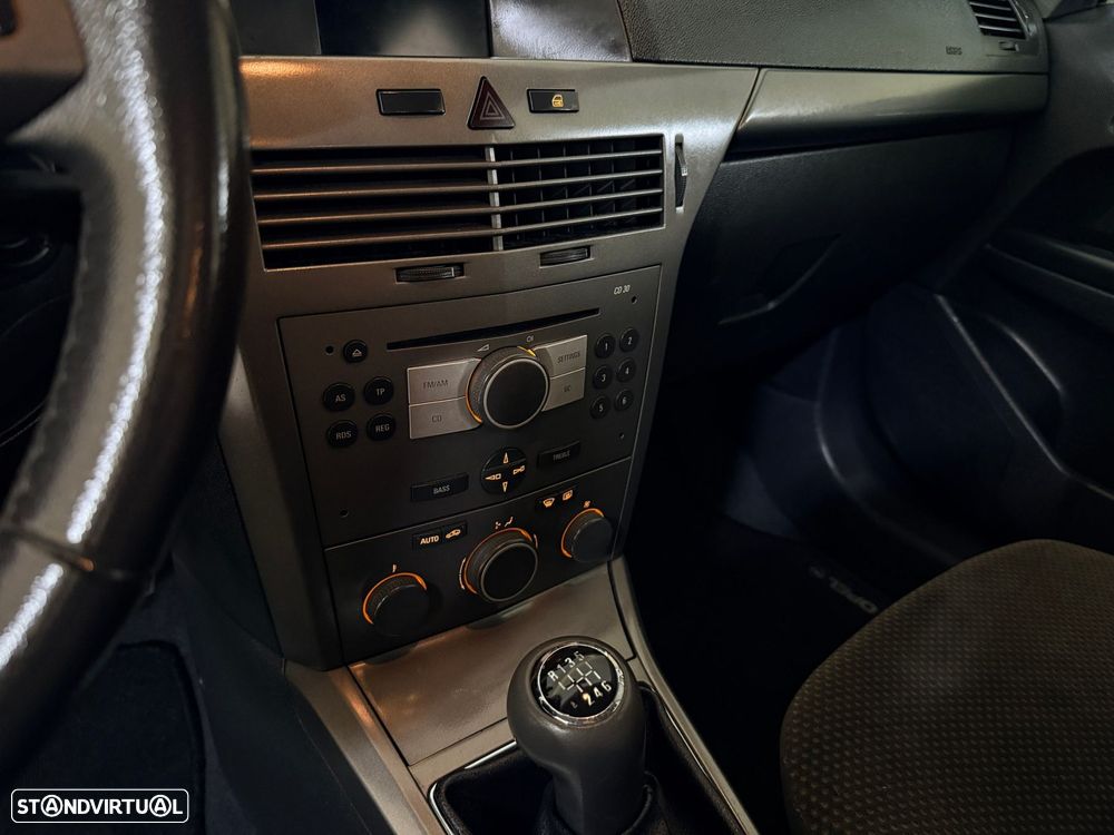 Opel Astra 1.3 CDTI Edition - 22