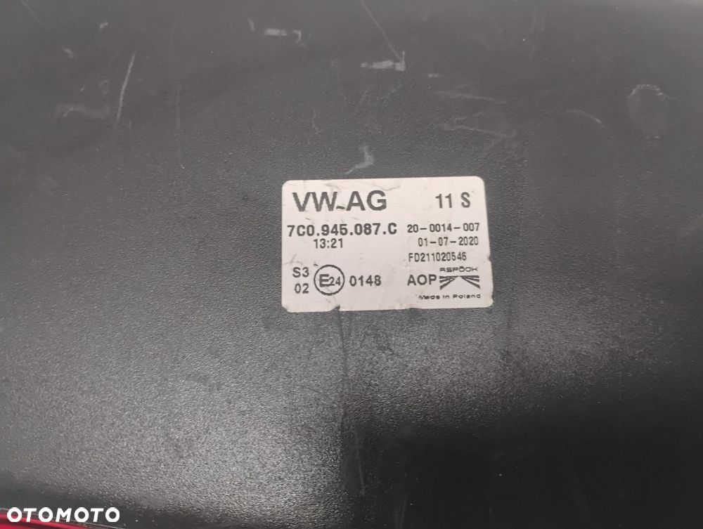 ŚWIATŁO STOP TRZECIE VW CRAFTER POD KAMERE 7c0945087c - 6