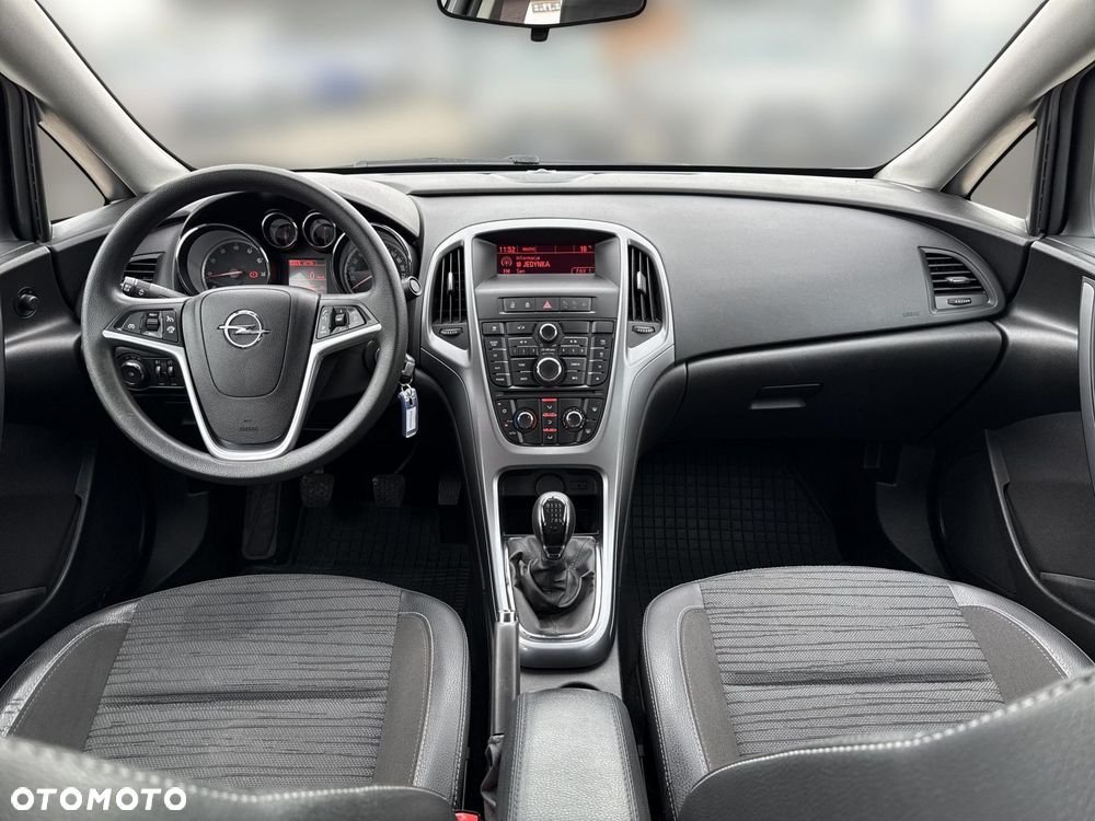 Opel Astra IV 1.4 T EU6 - 11