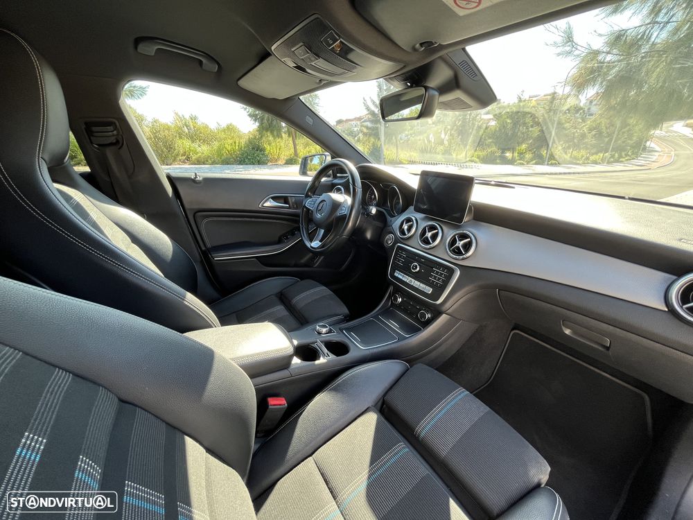 Mercedes-Benz CLA 180 - 9