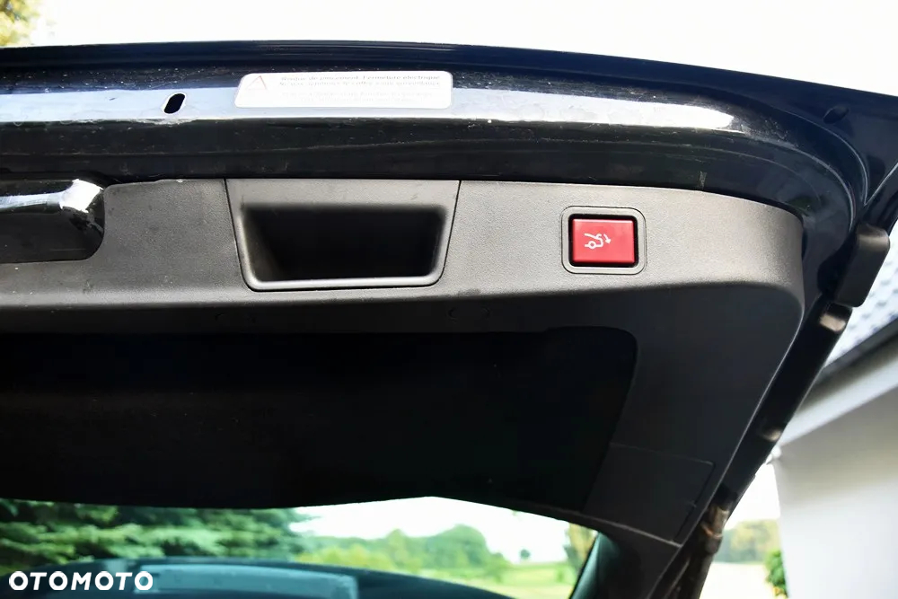 Citroën C5 Tourer V6 HDi 240 Biturbo FAP Exclusive - 12