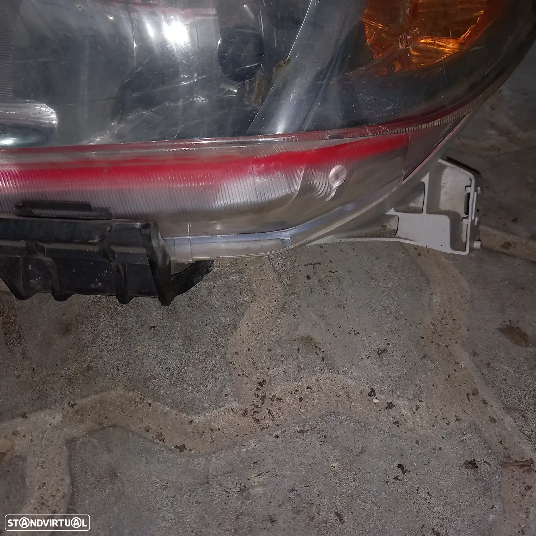 Farol condutor toyota hylux ano 2006 - 5