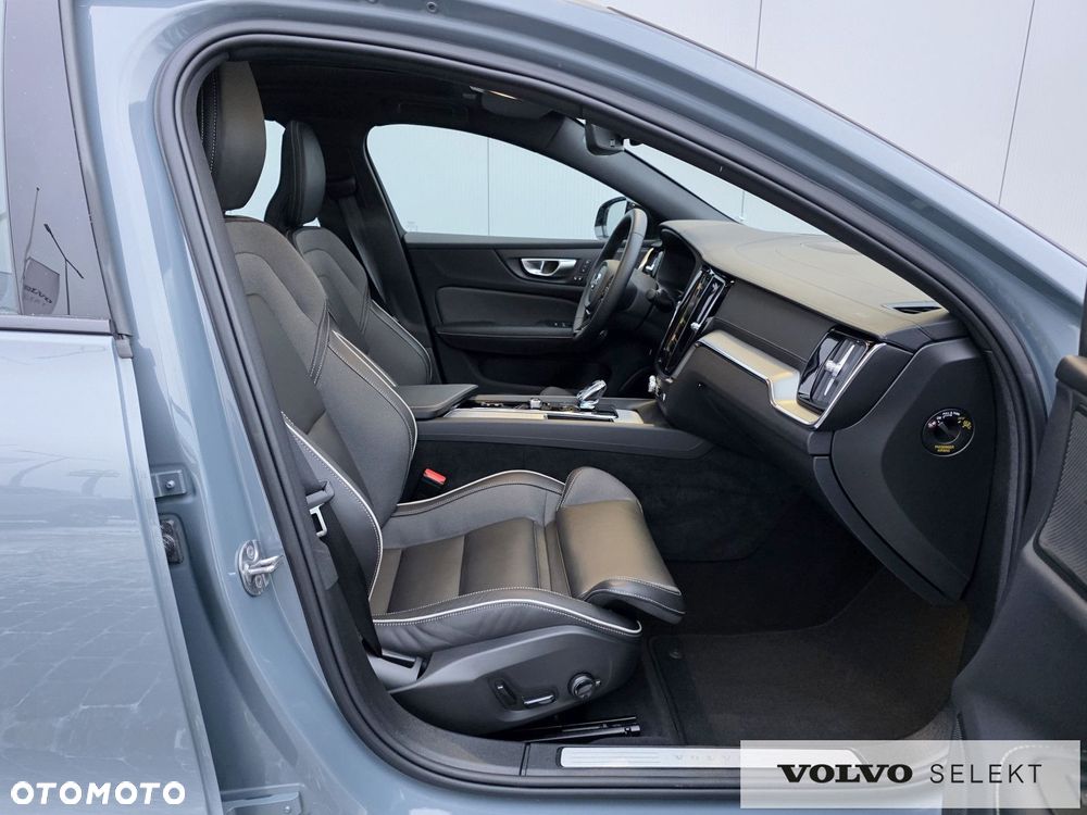 Volvo S60 - 16
