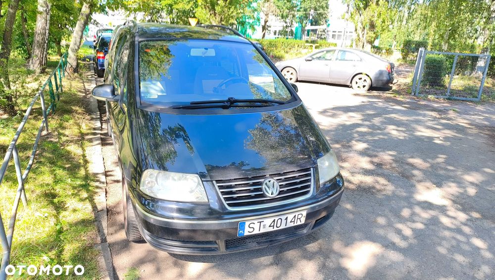 Volkswagen Sharan - 1