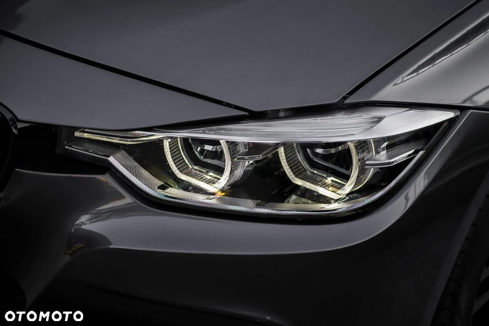 BMW Seria 3 340i xDrive M Sport - 14
