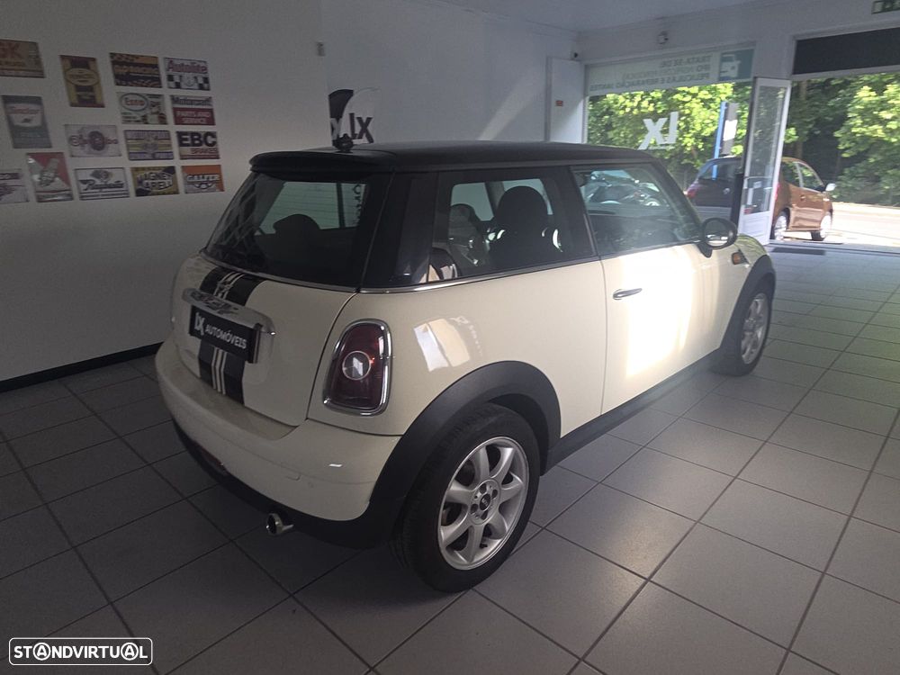 MINI 3 Portas Cooper D - 6