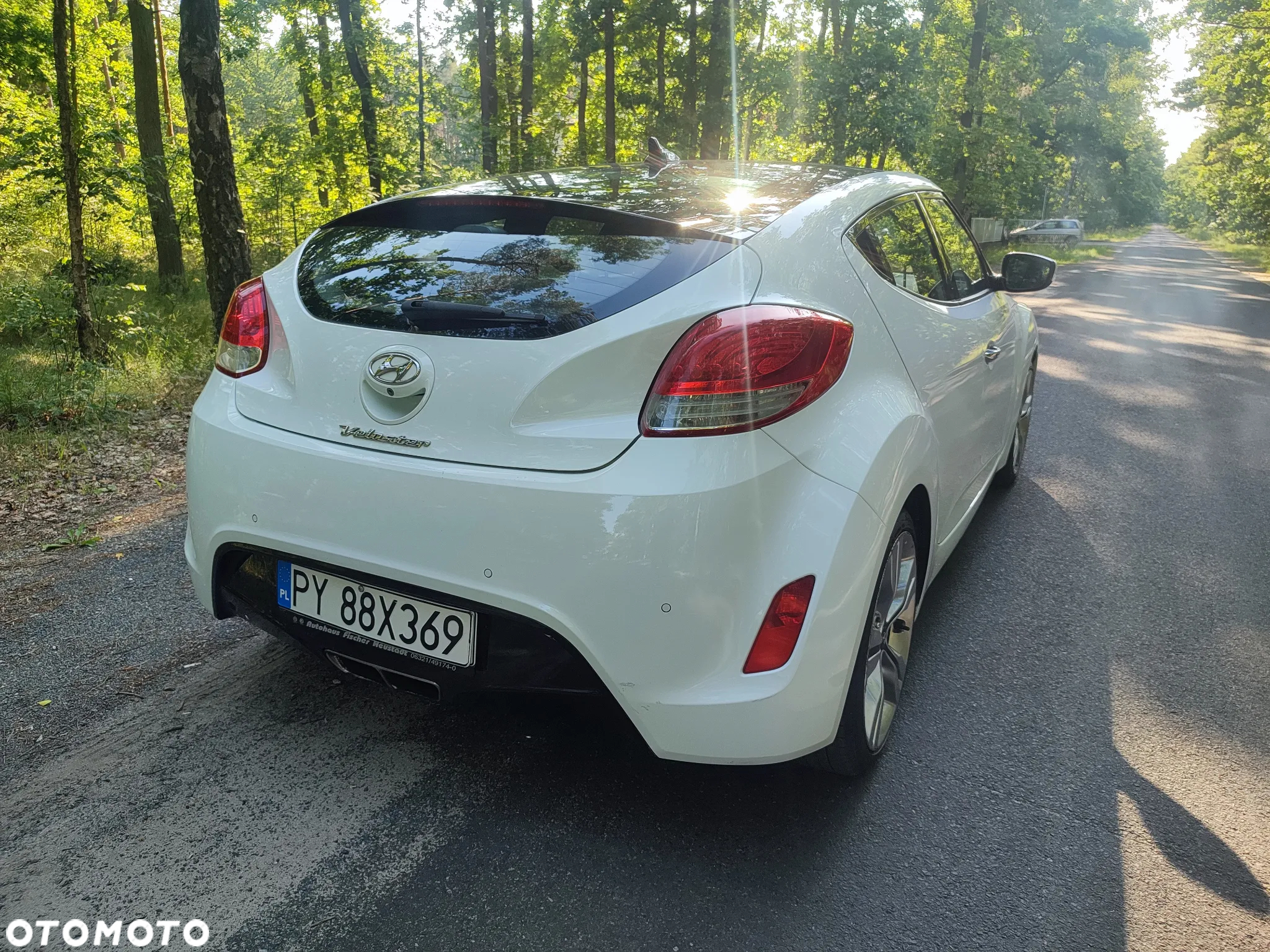 Hyundai Veloster 1.6 GDI Premium - 6