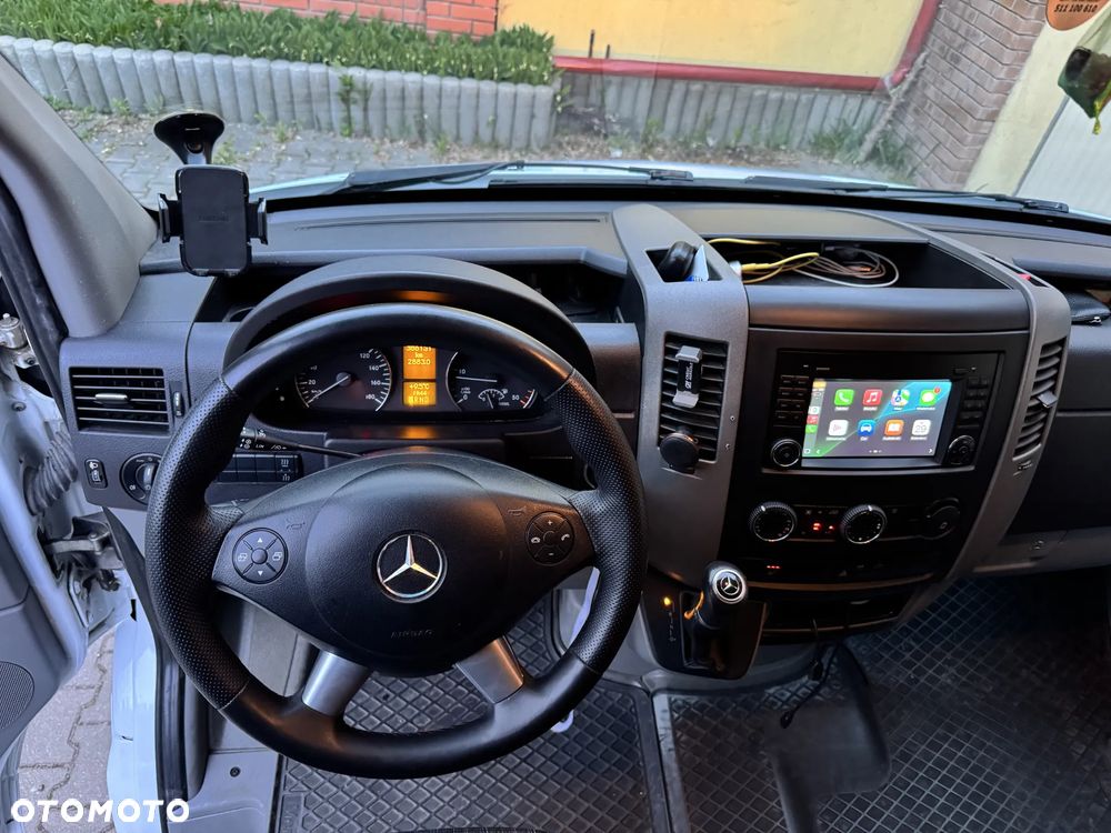 Mercedes-Benz SPRINTER - 18