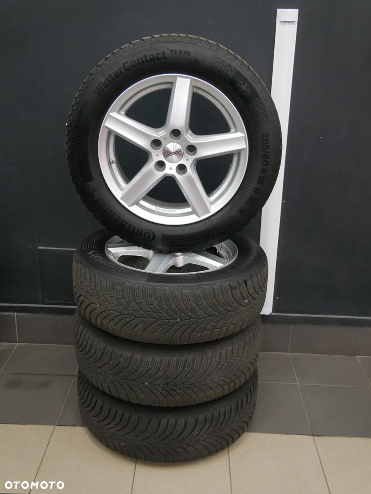 Ford Focus SW 1.5 EcoBlue S&S TITANIUM - 9