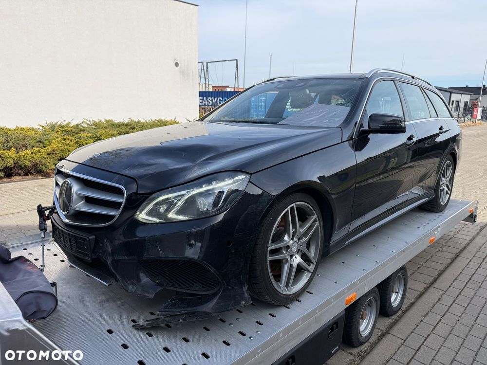 Mercedes-Benz Klasa E 350 CDI DPF 4Matic BlueEFFICIENCY 7G-TRONIC Avantgarde - 2