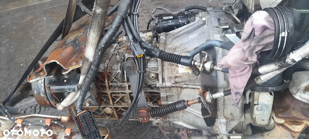 Skrzynia biegów Isuzu NPR/GRAFTER M0YMB-T2087742!! Wysyłka!! - 2