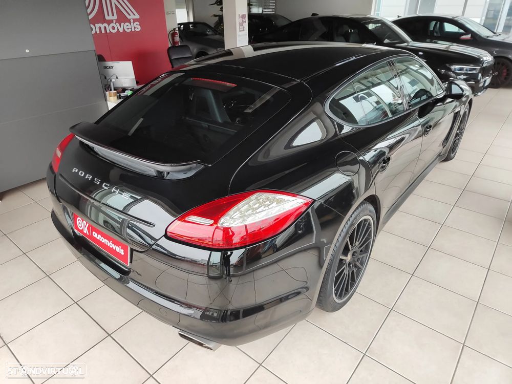 Porsche Panamera Platinum Edition - 12