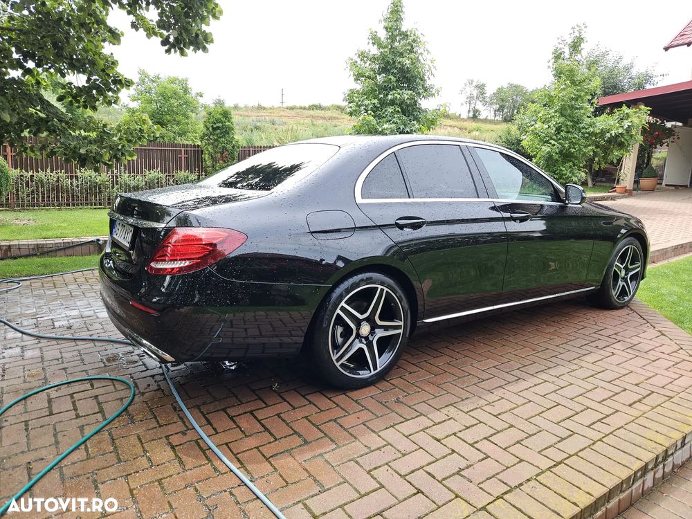 Mercedes-Benz E 220 d 9G-TRONIC - 30