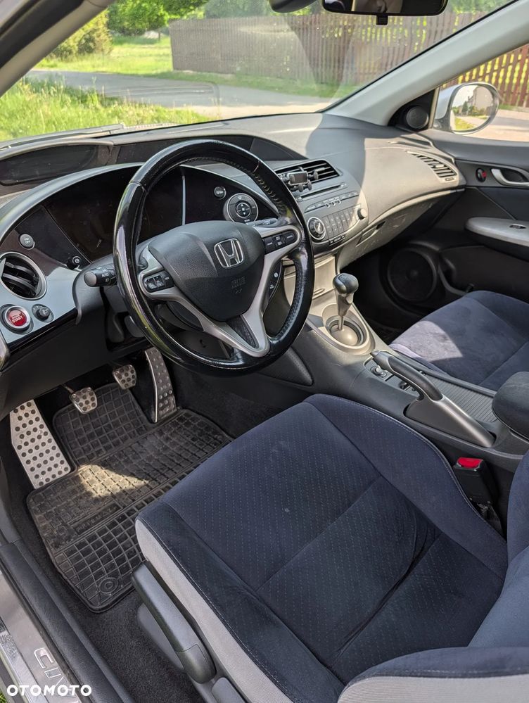 Honda Civic 1.8 Sport - 6
