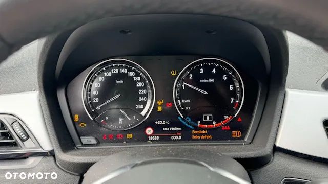 BMW X1 sDrive18i Advantage - 12
