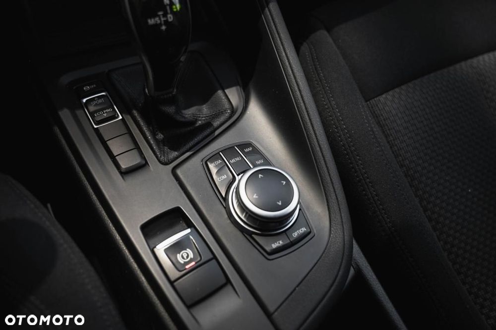 BMW X1 - 24