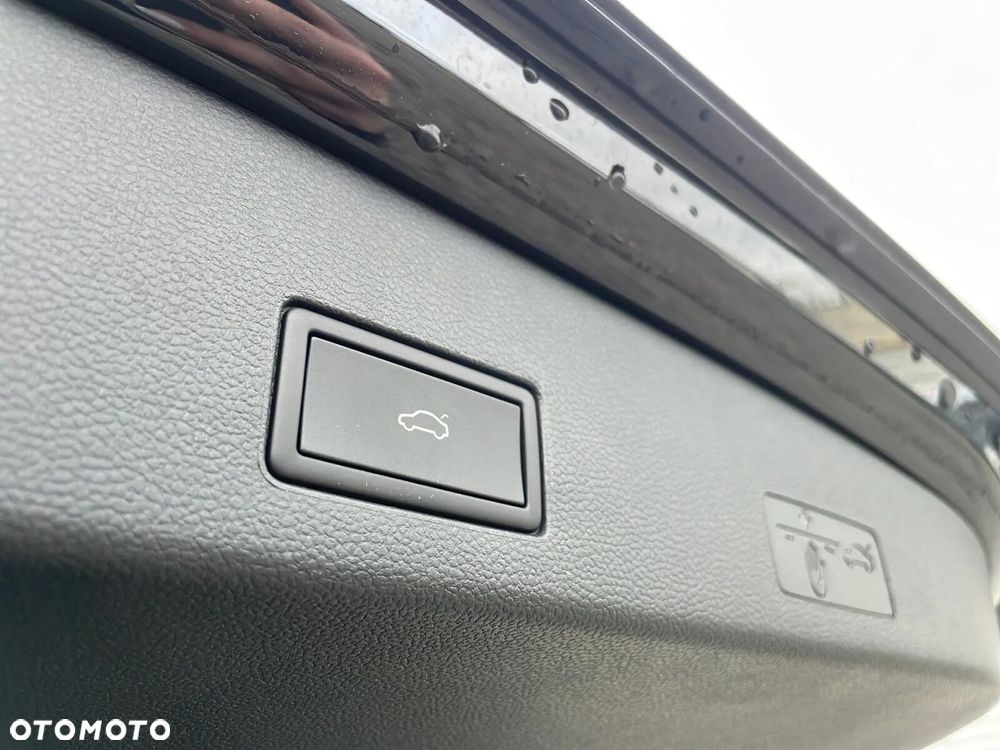 Volkswagen Golf Variant - 23