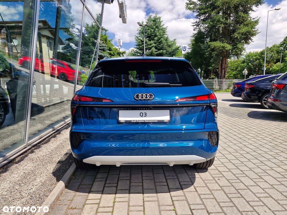 Audi Q3 35 TFSI S tronic - 9