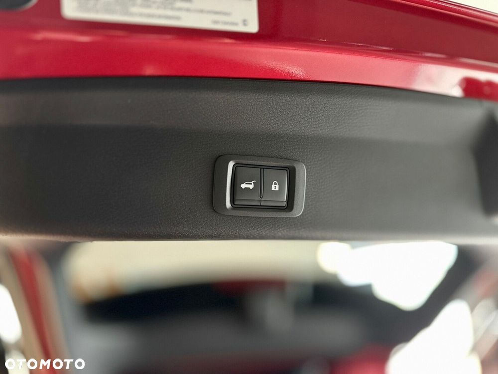 Mitsubishi Outlander - 8