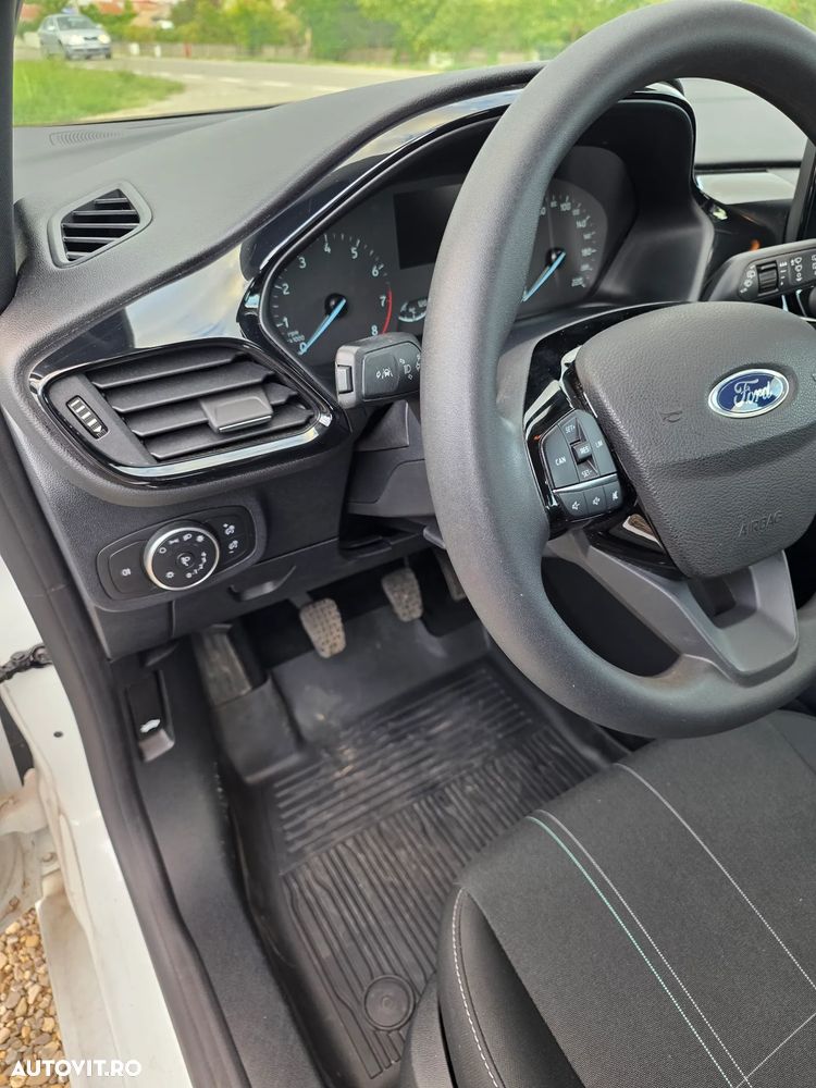 Ford Fiesta - 21