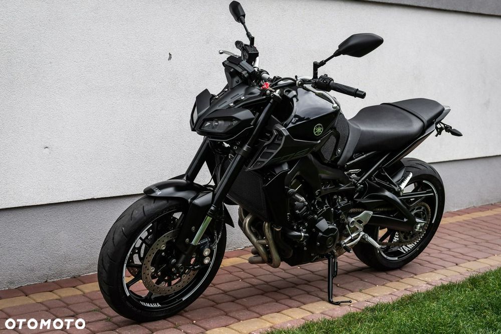 Yamaha MT - 7