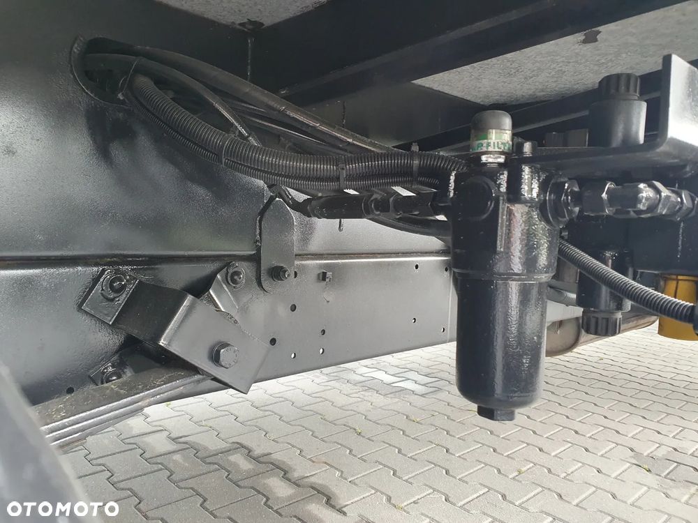 Iveco Bizzocchi Autel 201 - 18