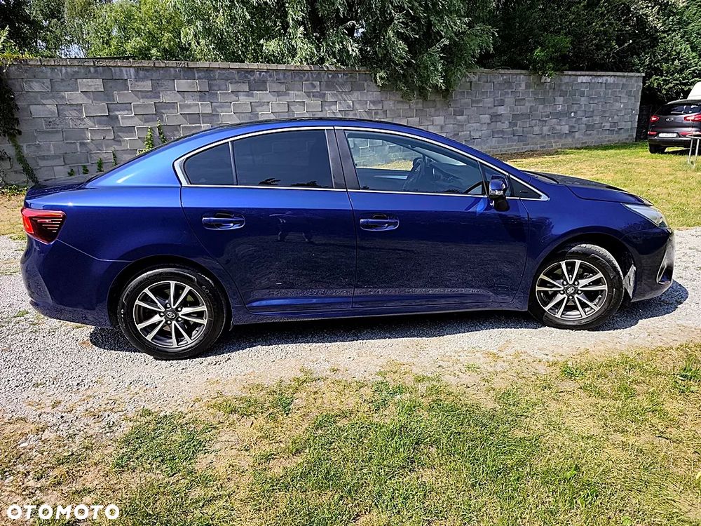 Toyota Avensis 1.8 Edition-S - 30