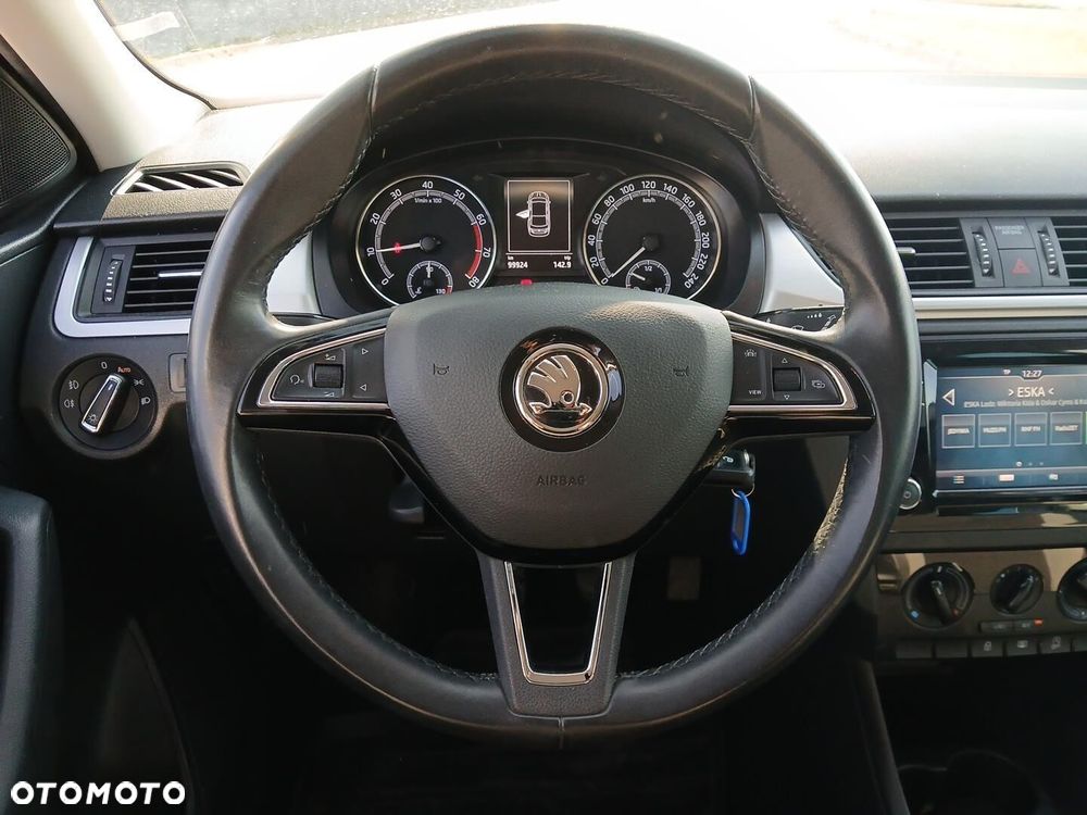 Skoda RAPID 1.0 TSI Ambition - 25