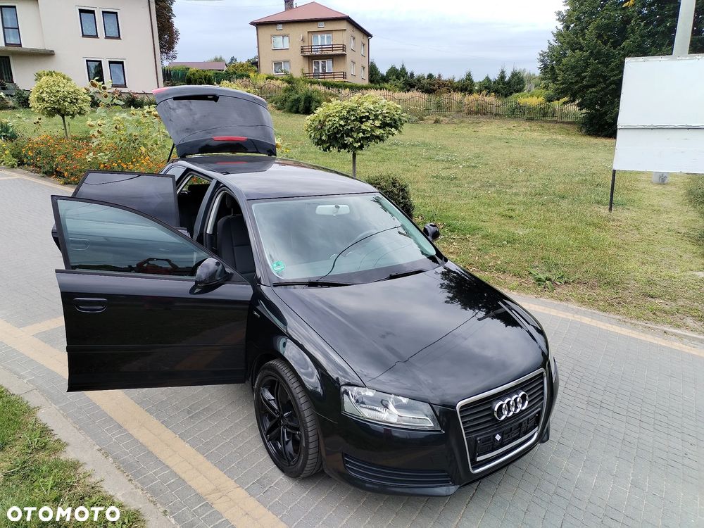 Audi A3 Sportback - 8