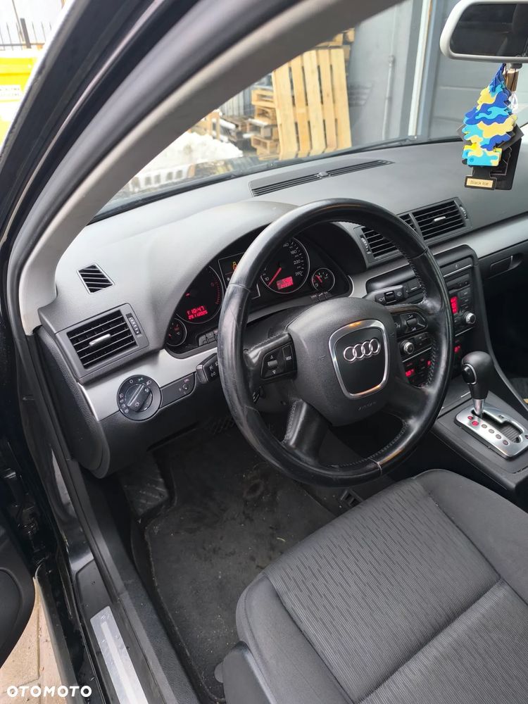 Audi A4 Limousine 2.0 TDI multitronic - 7