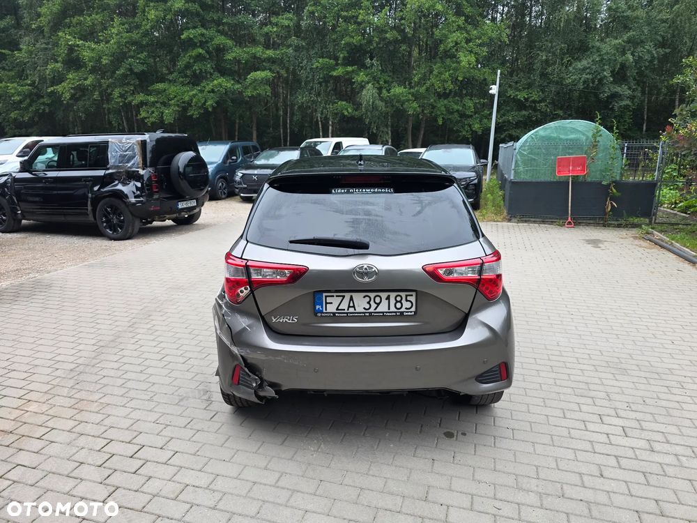 Toyota Yaris 1.5 Selection CVT - 5