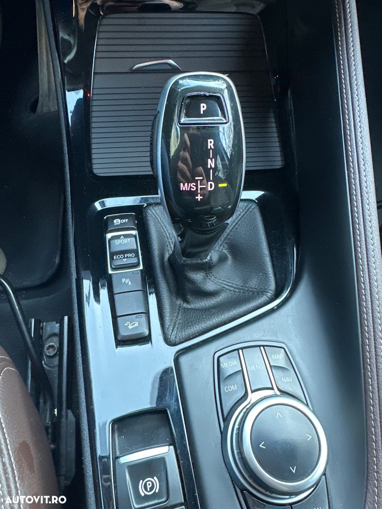 BMW X1 xDrive20d Aut. xLine - 12