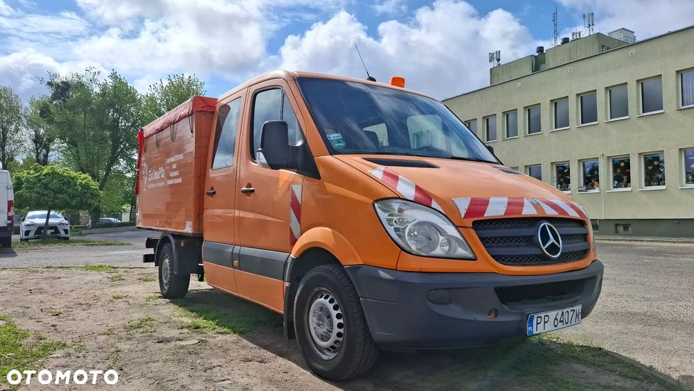 Mercedes-Benz Sprinter - 2