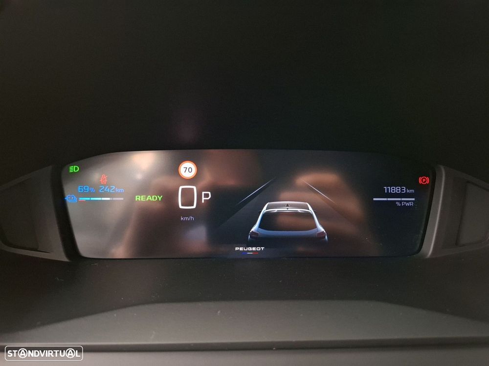 Peugeot e-208 50 kWh Allure - 18