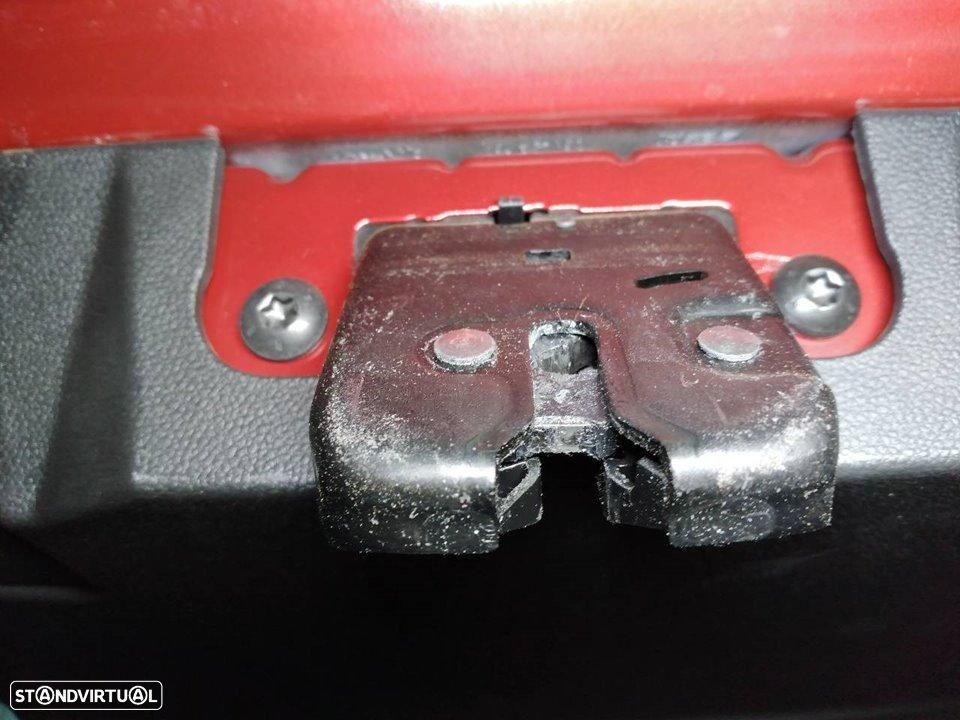 FECHADURA DE PORTA MALA DACIA SANDERO III - 1