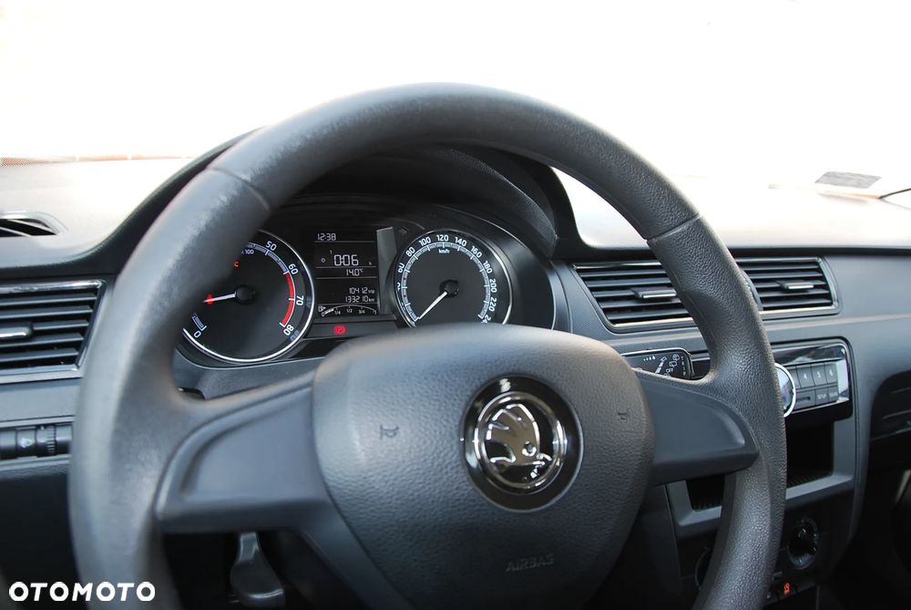 Skoda RAPID 1.0 TSI Active - 20