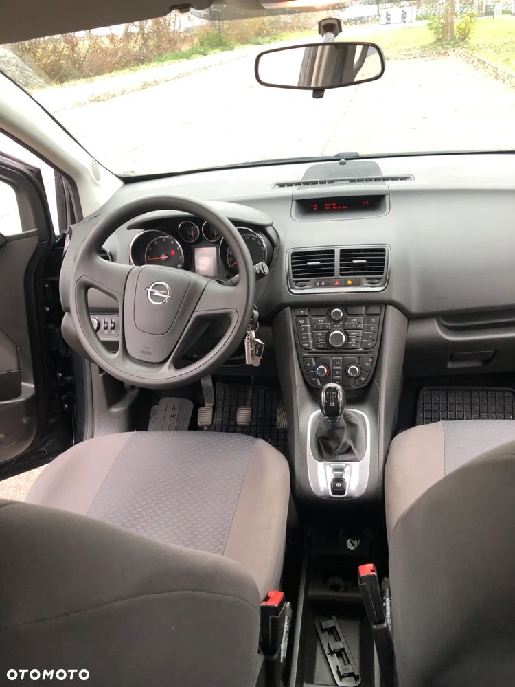 Opel Meriva - 8