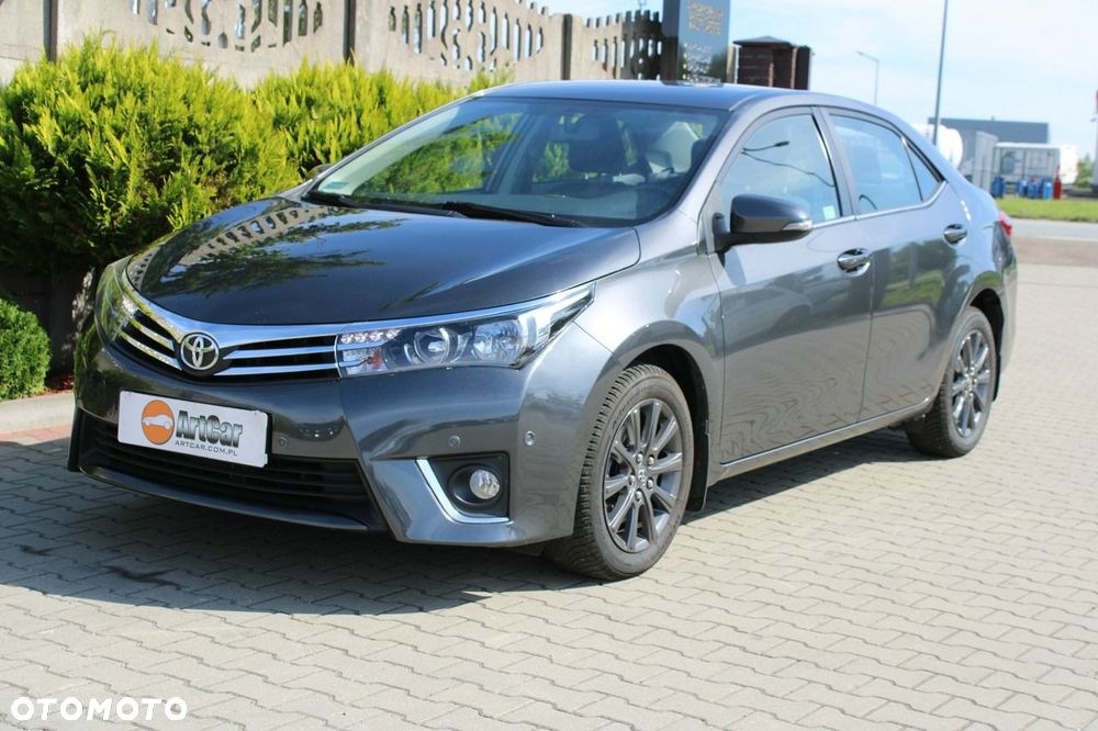 Toyota Corolla - 13