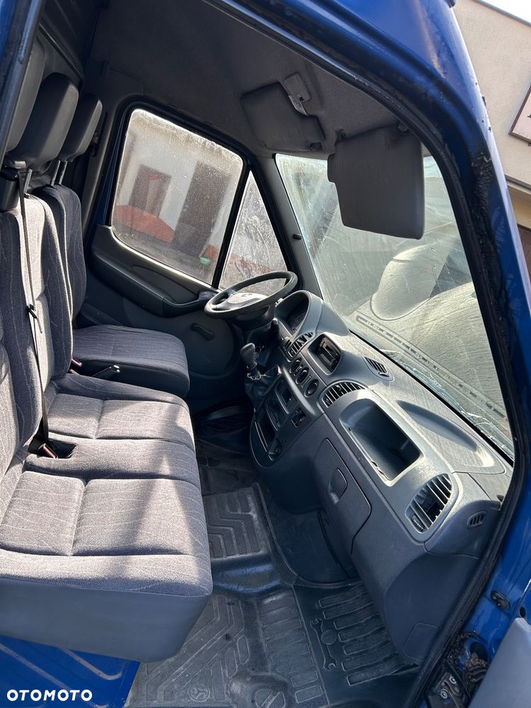 Mercedes-Benz Sprinter - 9