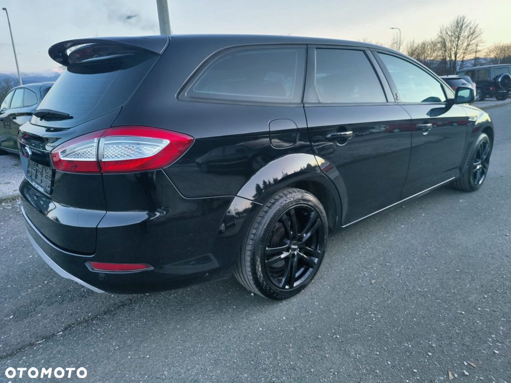 Ford Mondeo 2.0 TDCi Champions Edition - 24